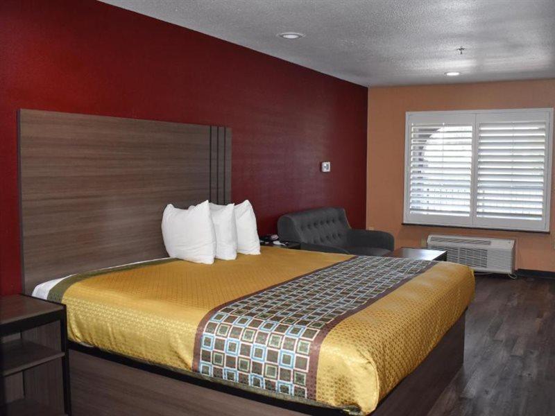 Hotel Baymont By Wyndham Manteca Exterior foto